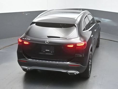 Certified 2025 Mercedes-Benz GLA 250 image 48
