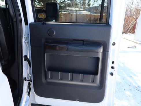 Used 2014 Ford F250 Platinum image 25