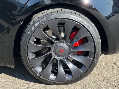 Used 2023 Tesla Model 3 Performance AWD/4WD image 25