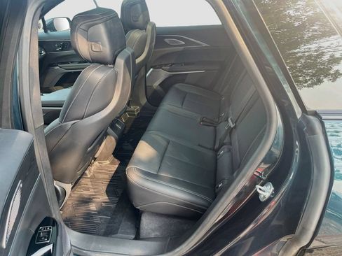 Used 2025 Cadillac Lyriq Luxury w/ LPO, Floor Liner Package AWD/4WD image 26
