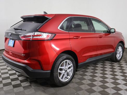 Used 2024 Ford Edge SEL w/ Convenience Package AWD/4WD image 8