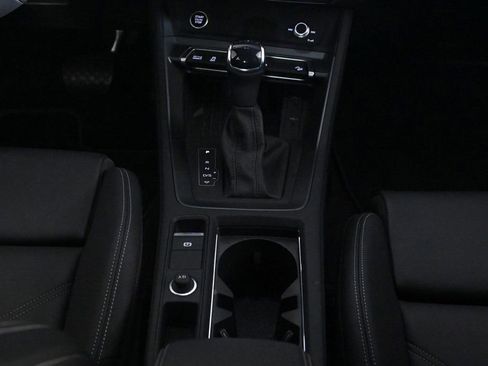 Used 2025 Audi Q3 2.0T Premium w/ Convenience Package image 14