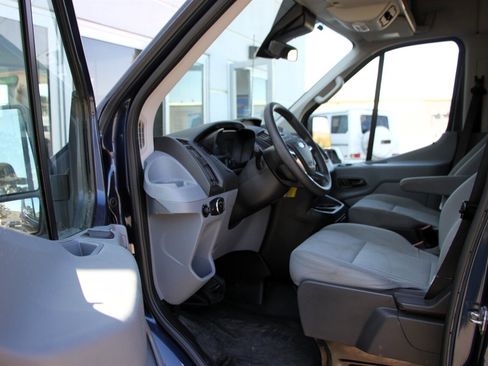 Used 2019 Ford Transit 350 XLT image 24