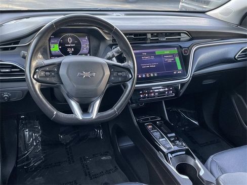 Used 2022 Chevrolet Bolt EUV Premier image 7