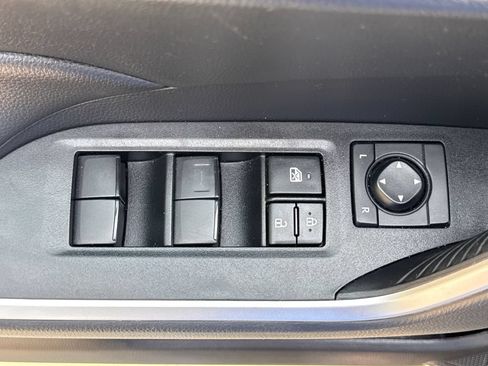 Used 2023 Toyota RAV4 LE FWD image 14