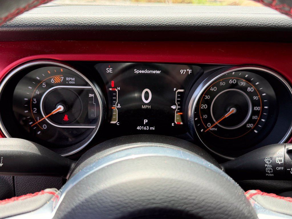 Used 2023 Jeep Wrangler Unlimited Rubicon AWD/4WD image 24