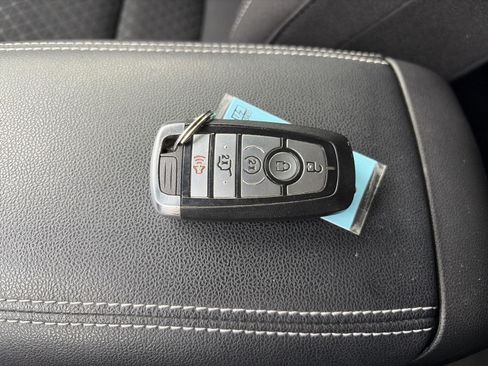 Used 2023 Ford Escape Active AWD/4WD image 27