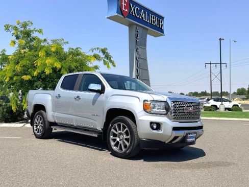 Used 2017 GMC Canyon Denali AWD/4WD image 5