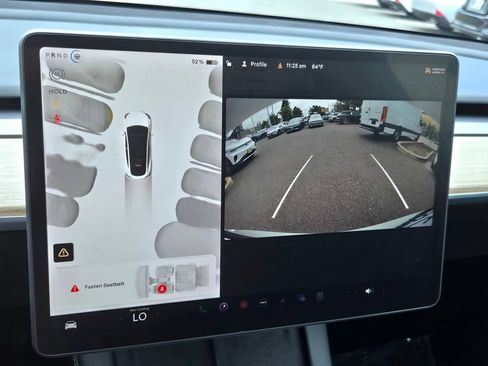 Used 2023 Tesla Model Y Long Range AWD/4WD image 19