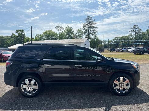 Used 2017 GMC Acadia Limited SLT FWD image 4