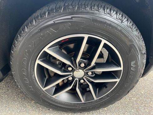 Used 2018 Jeep Grand Cherokee Trailhawk w/ Trailhawk Luxury Group AWD/4WD image 9
