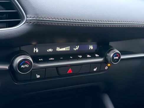 New 2026 MAZDA MAZDA3 2.5 S Sedan w/ Preferred Pkg image 25