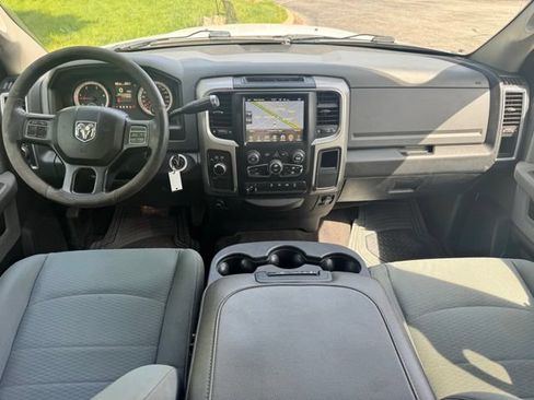 Used 2017 RAM 2500 SLT AWD/4WD image 15