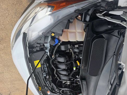 Used 2019 Ford Transit Connect XL image 44