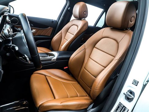 Used 2022 Mercedes-Benz GLC 300 image 17