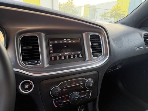 Used 2022 Dodge Charger SXT image 24