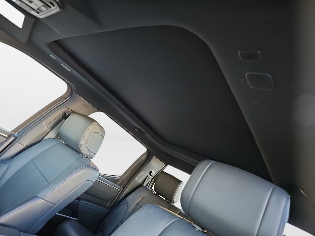 Used 2023 Toyota Tundra Platinum AWD/4WD image 18