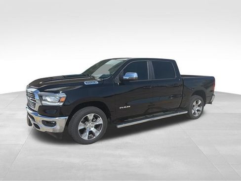 Used 2023 RAM 1500 Laramie AWD/4WD image 7