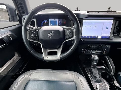 Used 2021 Ford Bronco First Edition AWD/4WD image 6