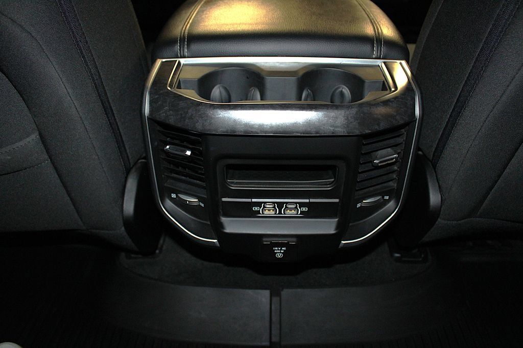 Certified 2022 RAM 1500 Big Horn AWD/4WD image 38