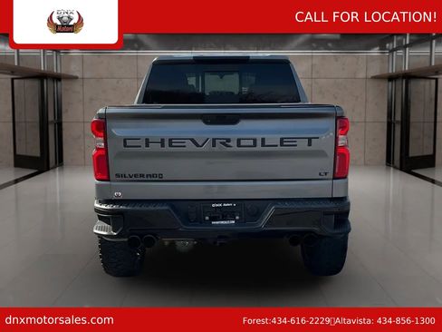Used 2021 Chevrolet Silverado 1500 LT Trail Boss w/ Convenience Package II image 4