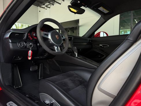 Used 2015 Porsche 911 Carrera GTS RWD image 22