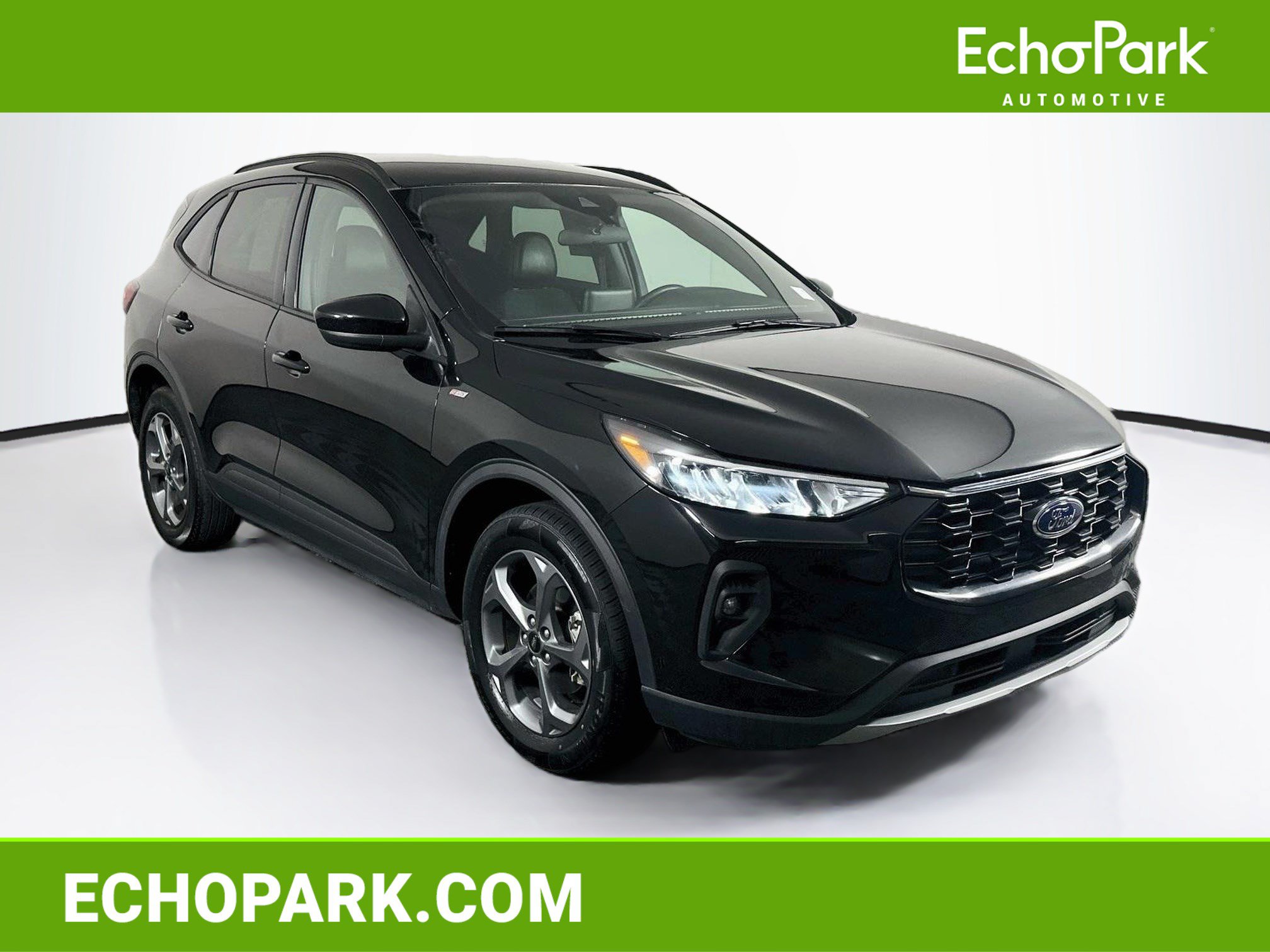 Used 2025 Ford Escape ST-Line Select AWD/4WD image 1