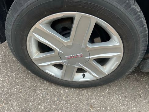 Used 2010 GMC Terrain SLT w/ Cargo Package image 11