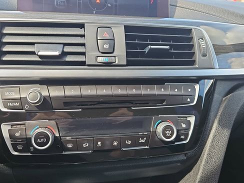 Used 2018 BMW 330i Sedan image 17