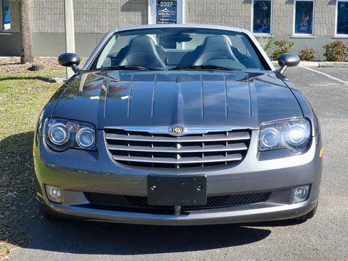 Used 2005 Chrysler Crossfire Limited RWD image 3