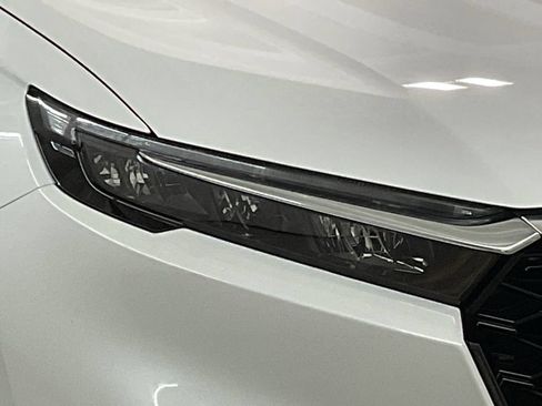 Certified 2026 Honda CR-V EX image 32