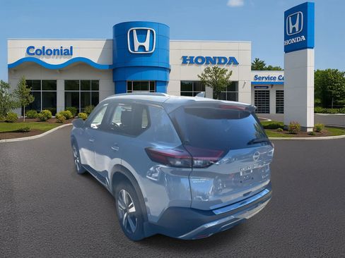 Used 2022 Nissan Rogue SL w/ SL Premium Package image 4