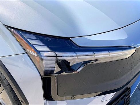 Used 2026 Volvo EX30 Cross Country Ultra w/ Protection Package Premier image 28