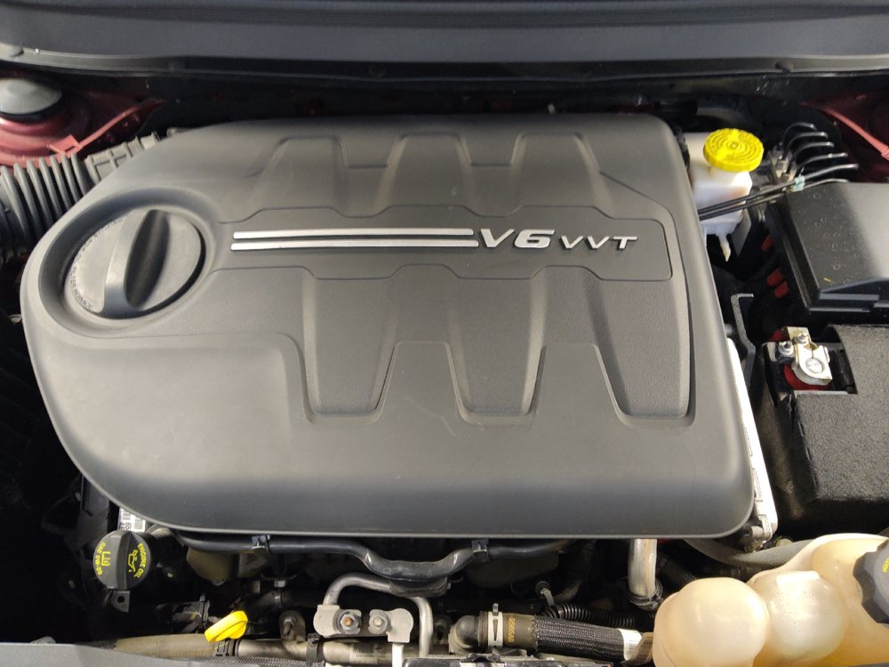 Used 2020 Jeep Cherokee Trailhawk w/ Cold Weather Group AWD/4WD image 30