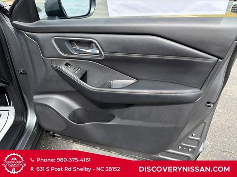 New 2026 Nissan Rogue Platinum AWD/4WD image 39