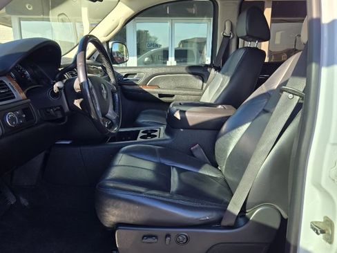 Used 2008 GMC Sierra 1500 SLT w/ SLT Preferred Package image 9