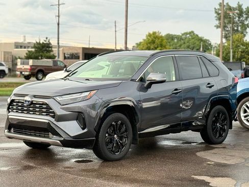 Used 2024 Toyota RAV4 SE w/ Weather Package AWD/4WD image 38
