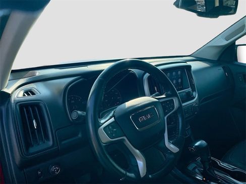 Used 2019 GMC Canyon SLE w/ SLE Convenience Package image 11