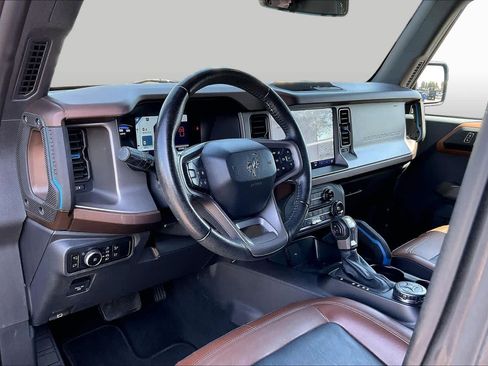 Used 2023 Ford Bronco Outer Banks AWD/4WD image 17