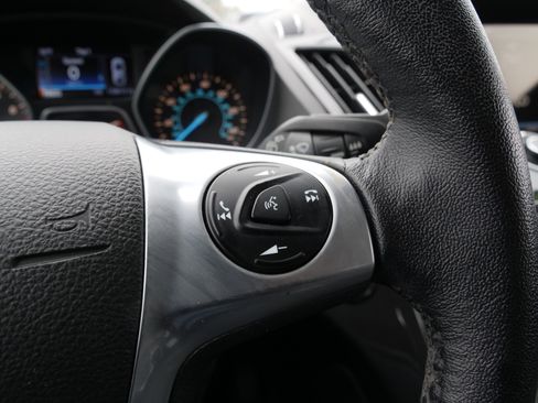 Used 2015 Ford Escape Titanium image 23