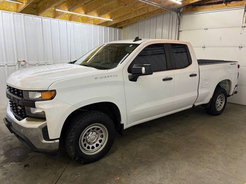 Used 2019 Chevrolet Silverado 1500 W/T w/ WT Safety Package AWD/4WD image 3
