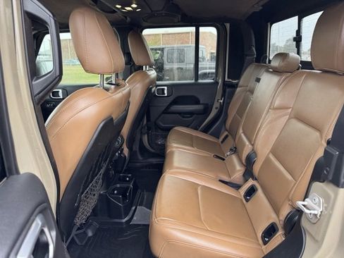 Used 2020 Jeep Gladiator Rubicon image 13