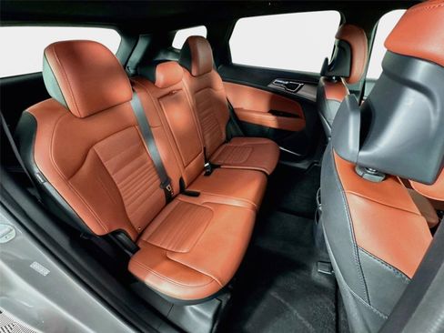 Certified 2025 Kia Sportage SX FWD image 29