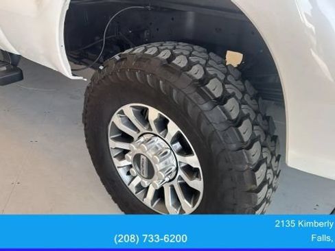 Used 2016 Ford F350 Platinum w/ Platinum Package AWD/4WD image 9