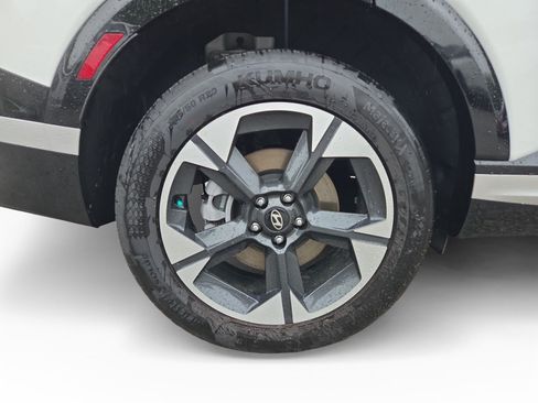 Certified 2026 Hyundai Palisade Limited AWD/4WD image 17