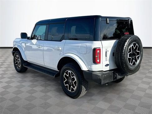 Used 2025 Ford Bronco Outer Banks image 7