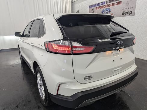 Used 2024 Ford Edge SEL w/ Convenience Package image 8
