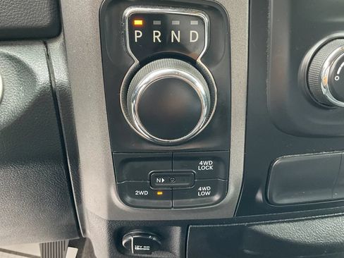 Used 2017 RAM 1500 Express AWD/4WD image 17