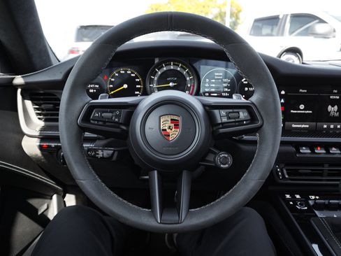 Used 2022 Porsche 911 GT3 image 20