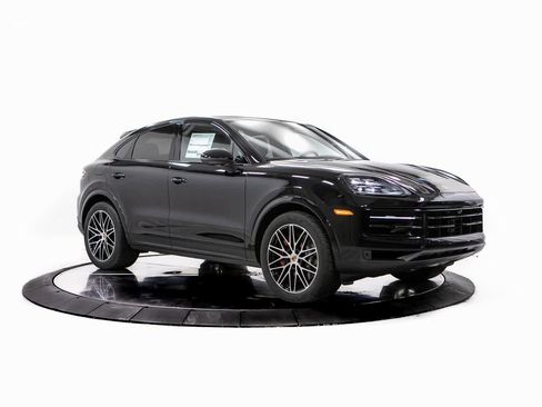 New 2026 Porsche Cayenne S image 9